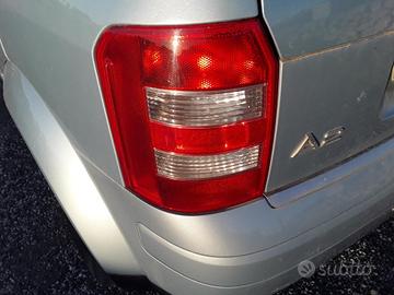 STOP FANALE POSTERIORE SINISTRO AUDI A2 Serie (8Z0