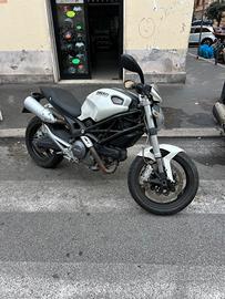 Ducati 696+