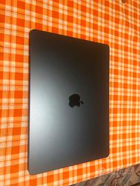 Macbook air m2 15 policci