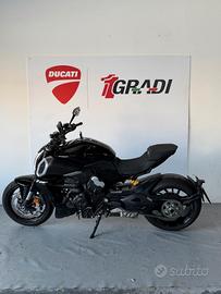 Ducati Diavel V4