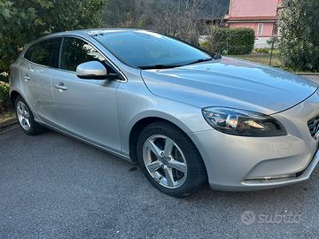 Volvo v40 d3