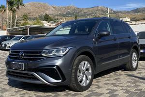 Volkswagen Tiguan Allspace 7 Posti Elegance 2...