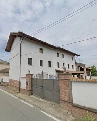 Immobile in asta di 407 m² con 4 locali a Pezzana