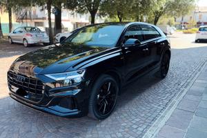 Audi Q8 50TDI 289cv sline hibryd
