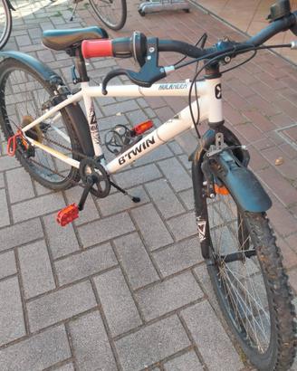 Bicicletta Montanbike B-TWIN misura 20