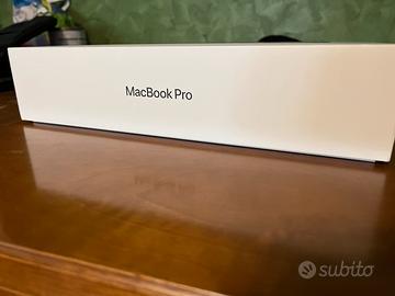 MACBOOK PRO M3 14" memoria 18gb SSD512