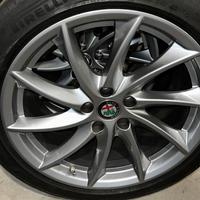 treno pneumatici estivi pirelli