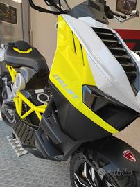 ITALJET DRAGSTER 300 PROMO DEMO