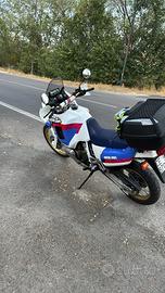 Africa twin 750 rd04