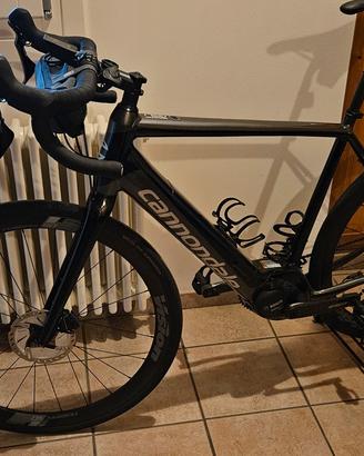 bicicletta cannondale synapse