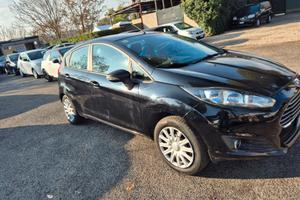 Ford Fiesta 1.2 60CV 5 porte Titanium