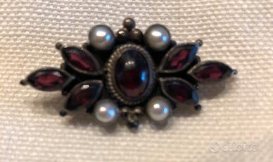 Spilla antica in argento