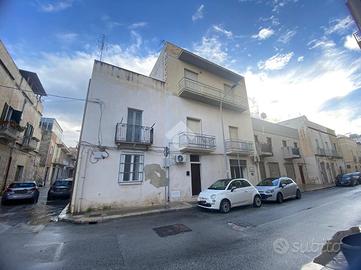 3 LOCALI A TRAPANI