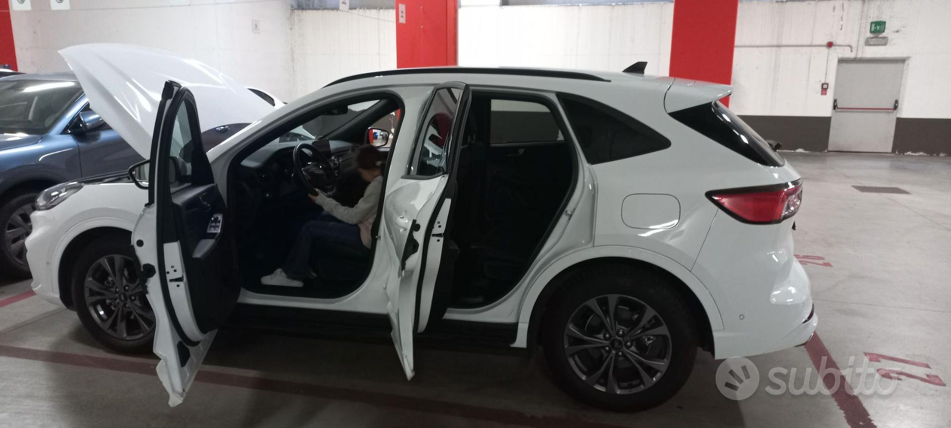 Ford Kuga 2023 photo 3