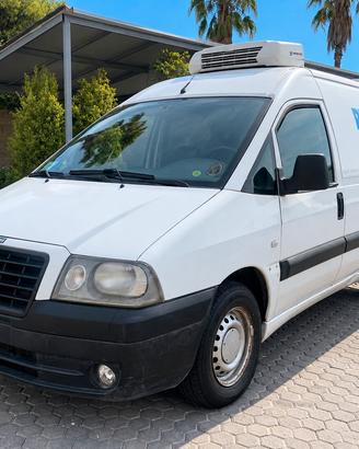 FIAT SCUDO 1.9 D AUTONEGOZIO PESCHERIA - PRONTO LA