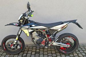Fantic 125 4t XMF 4 tempi motard