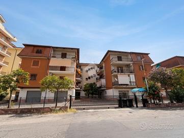 4 LOCALI A CORIGLIANO-ROSSANO