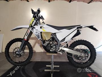 Husqvarna FE 250 (2022)