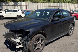 Alfa Romeo Stelvio 2.2 210 CV Q4 SINISTRATA