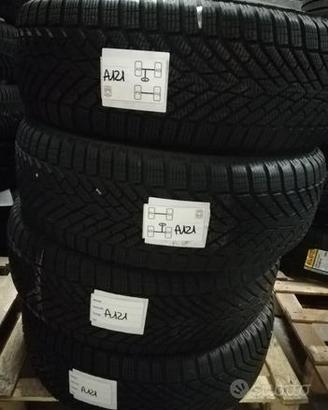 A121 - Pneumatici 225/60R18