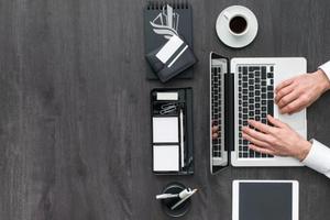 Ufficio con posti auto a Laives