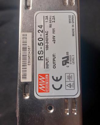   2 alimentatori  230-24cc 2.2a