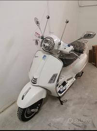 Vespa 125 gts super 2023 nuova