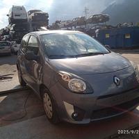 RENAULT TWINGO 1.2 B 2010 D7FA8  PER RICAMBI