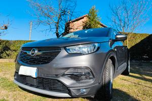 Opel grandland X 1.2 130cv