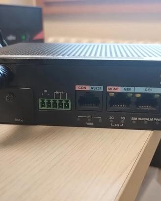 Huawei  Modem/Router LTE AR502CG-L