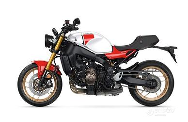 YAMAHA XSR 900