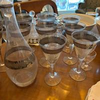 Set bicchieri bottiglia vintage