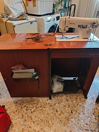 necchi  anni 60/70 con mobile 