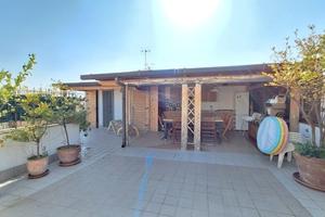 Ad. Piazza Miracoli - app.to con terrazzo