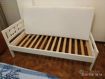 Lettino per bimbo/a bianco