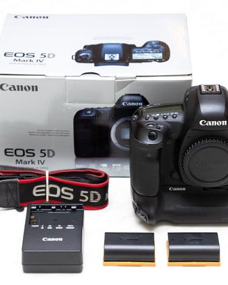CANON EOS 5D MARK IV + BATTERY GRIP - ECCELLENTE!!