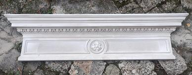 Sovrapporta in stile 