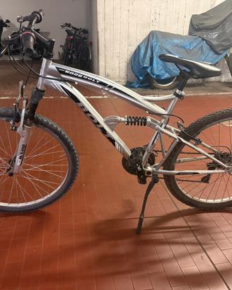 Mountain Bike Bolt 6026 26 pollici
