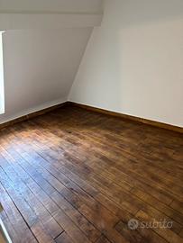 Operaio edile muratore