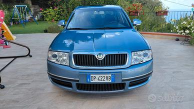 Skoda Superb 2000 TDI 140 cv Elegance 2008
