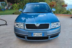 Skoda Superb 2000 TDI 140 cv Elegance 2008