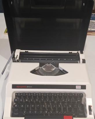 macchina da scrivere vintage  Olympietta de luxe