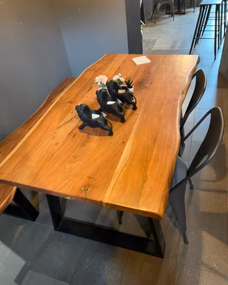Tavolo legno masselllo +2 panche