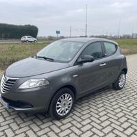 Lancia Ypsilon 0.9 TwinAir 85 CV 5 porte Metano Ec