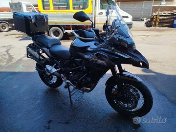 Benelli TRK 502X