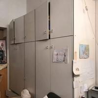 Armadio grande è solido 5 ante perfetto