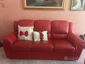 Divano pelle rosso