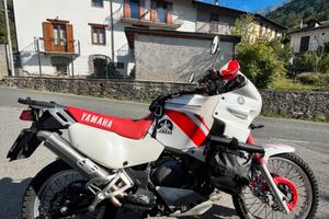 Yamaha XTZ 750 Super Ténéré (1990) - Restaurata