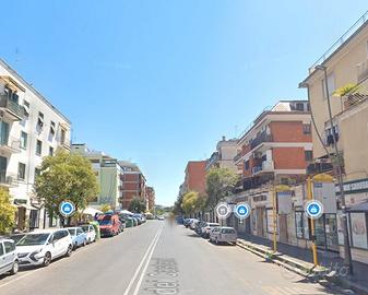 Centocelle quadrilocale con balcone