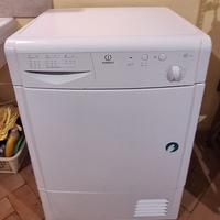 Asciugatrice Indesit da 7 kg usata a Fossano